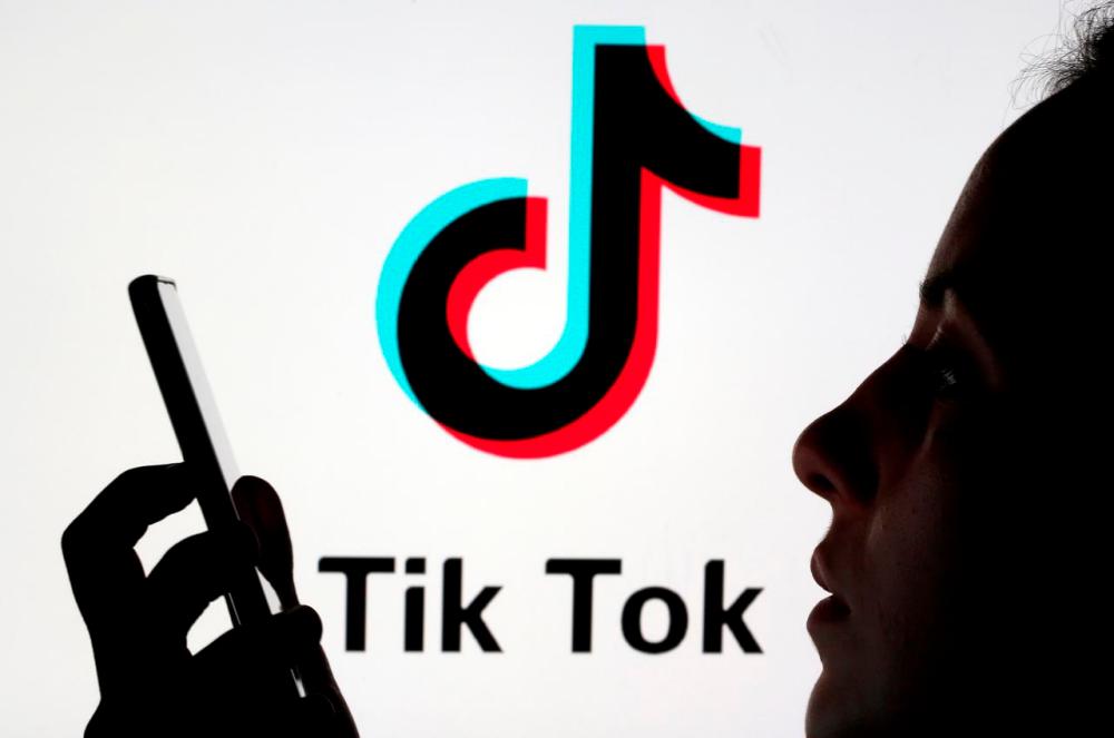 (Video) Doctors and lawyers give advice on Tik Tok