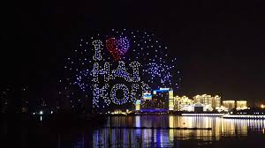 (Video) 1,000 drones light up Haikou to celebrate Lantern Festival