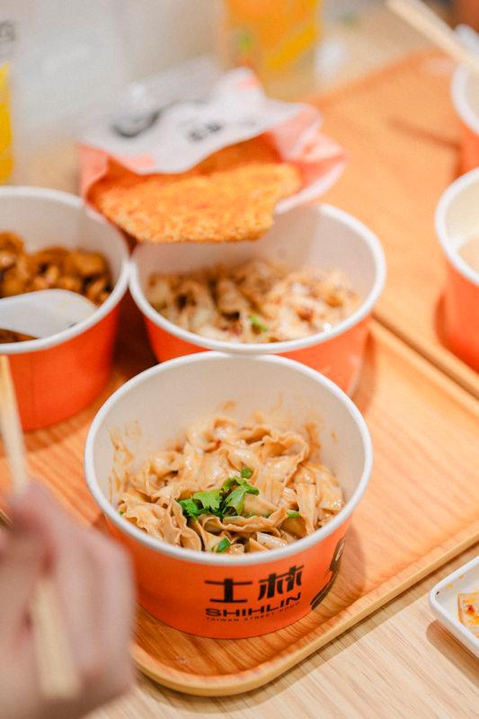 (From Top to Bottom) Dan Dan Noodle 擔擔麵, Scallion Oil Noodle 蔥油麵, and Taiwan Cut Chilli Noodle 剁椒麵 $!(From Top to Bottom) Dan Dan Noodle 擔擔麵, Scallion Oil Noodle 蔥油麵, and Taiwan Cut Chilli Noodle 剁椒麵