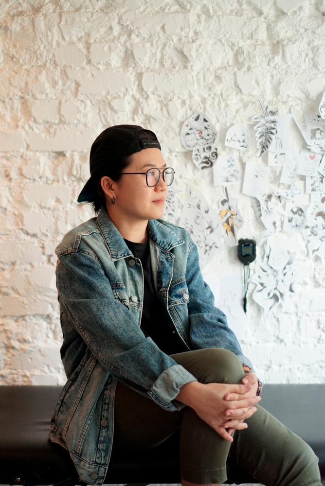 $!Kuantan born Annie ditched her advertising career and started tattooing at the age of 30. - ANNIE TAN
