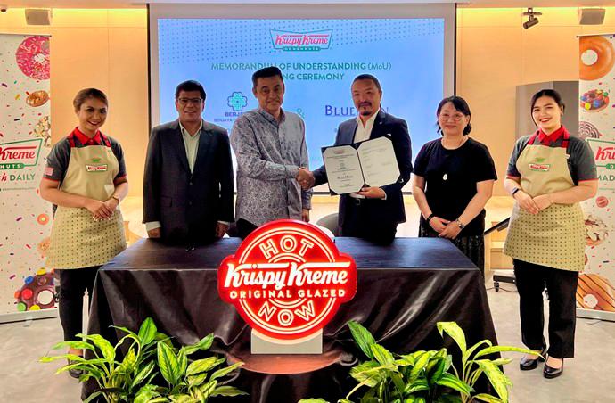 From left: Berjaya Food International director Luis Daniel, Quays, Tseveen-Ochir and BlueMon chief financial officer and food &amp; beverage head Tsogzul Bold at the MoU signing ceremony.