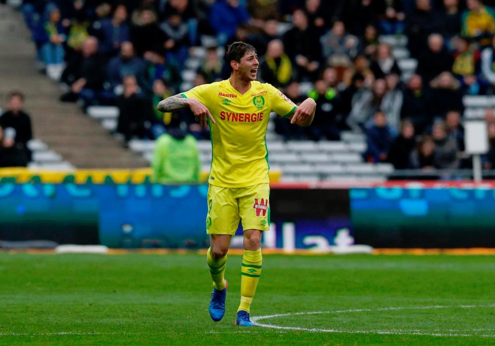 Cardiff striker Sala ‘concerned about plane’ in final audio message