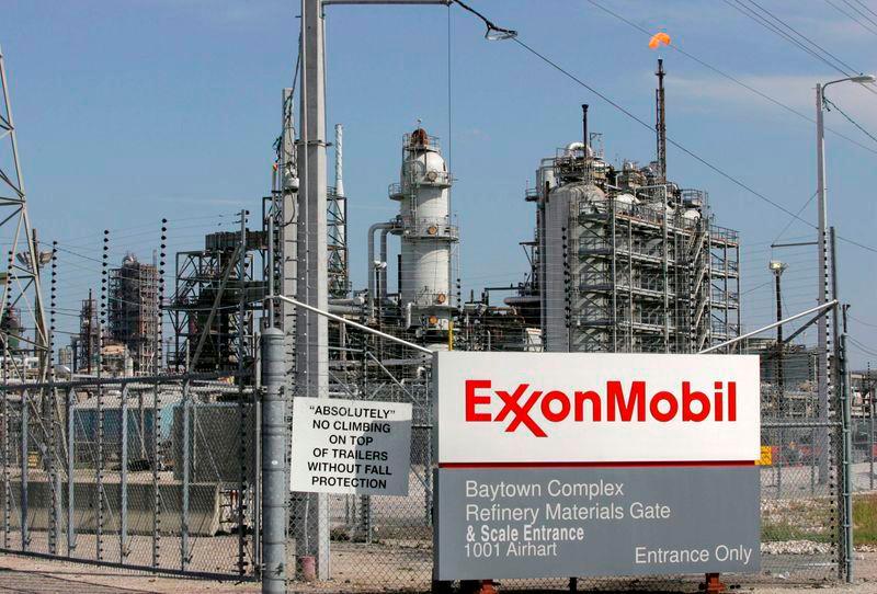 A view of the Exxon Mobil refinery in Baytown, Texas. – REUTERSPIX