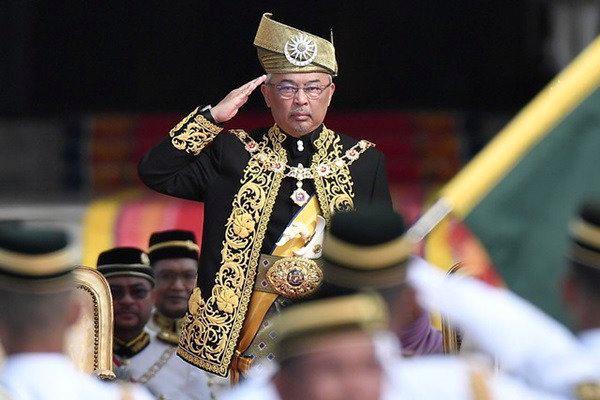 Agong calls on Muslims to seek blessings of Ramadan to strengthen faith - Istana Negara