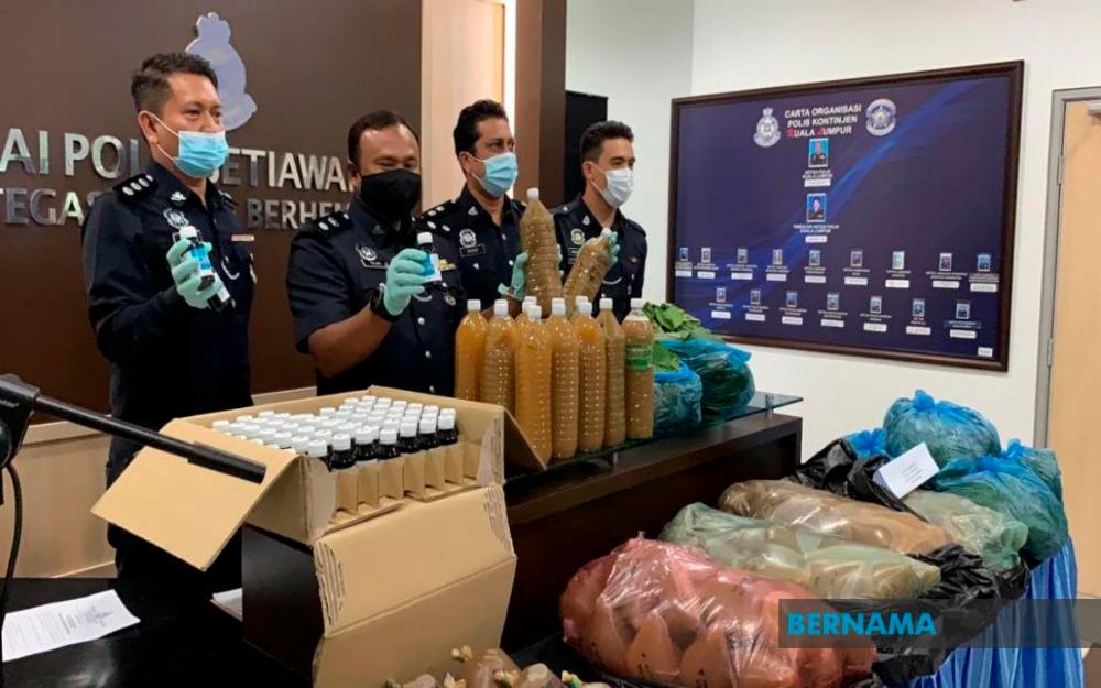 Students, civil servant caught selling ketum drink