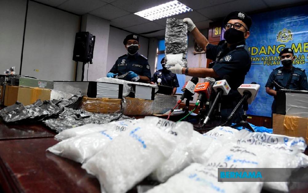 Customs seize methamphetamine worth RM1.06 million