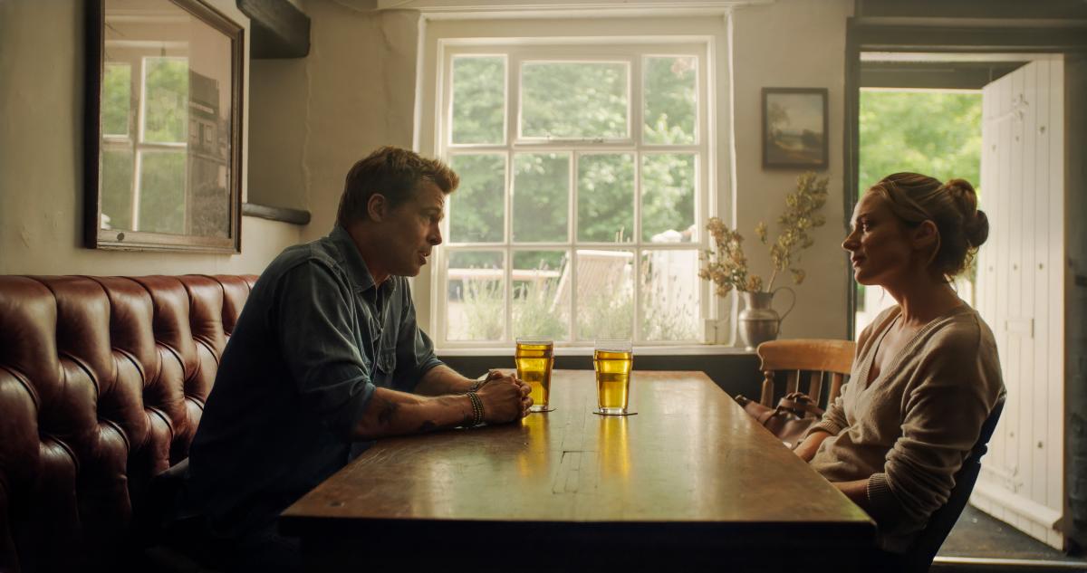 Sonny (Pitt) and Kate (Condon) share quiet sparks and high-stakes tension. $!Sonny (Pitt) and Kate (Condon) share quiet sparks and high-stakes tension.