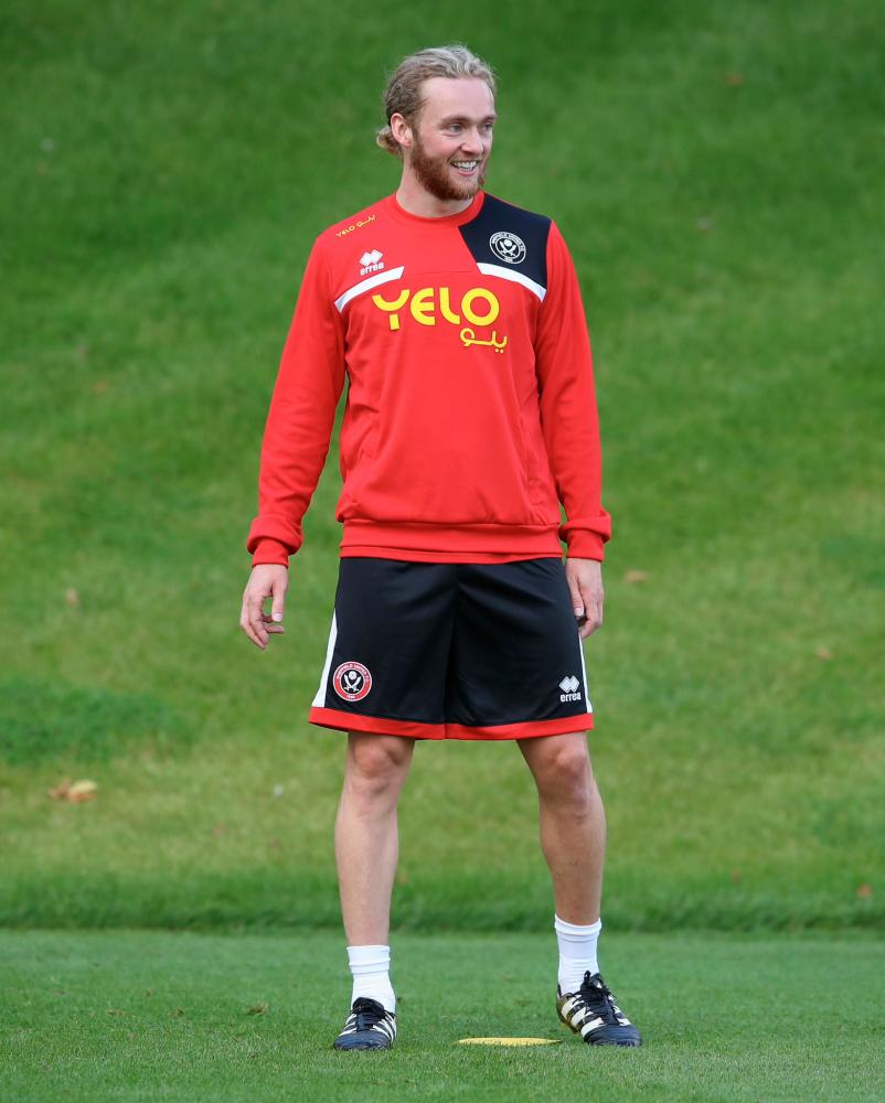 The 25-year-old midfielder joins United on a free transfer after his contract at Everton expired. Pix credit: Twitter/@SheffieldUnited