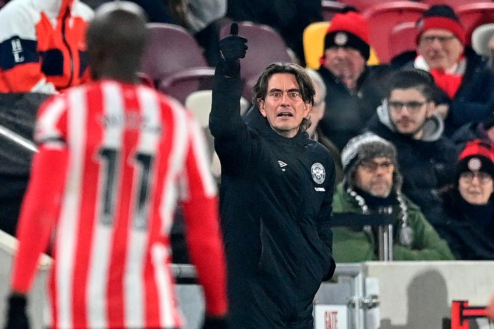 Brentford's Danish head coach Thomas Frank gestures on the touchline during the English League Cup quarter-final football match between Brentford and Chelsea at Brentford Community Stadium in London on December 22, 2021. AFPPIX
