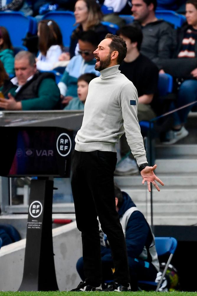 Elche’s Spanish head coach Pablo Machin gestures on the sidelines during the Spanish league football match between Real Sociedad and Elche CF at the Reale Arena stadium in San Sebastian on March 19, 2023. AFPPIX