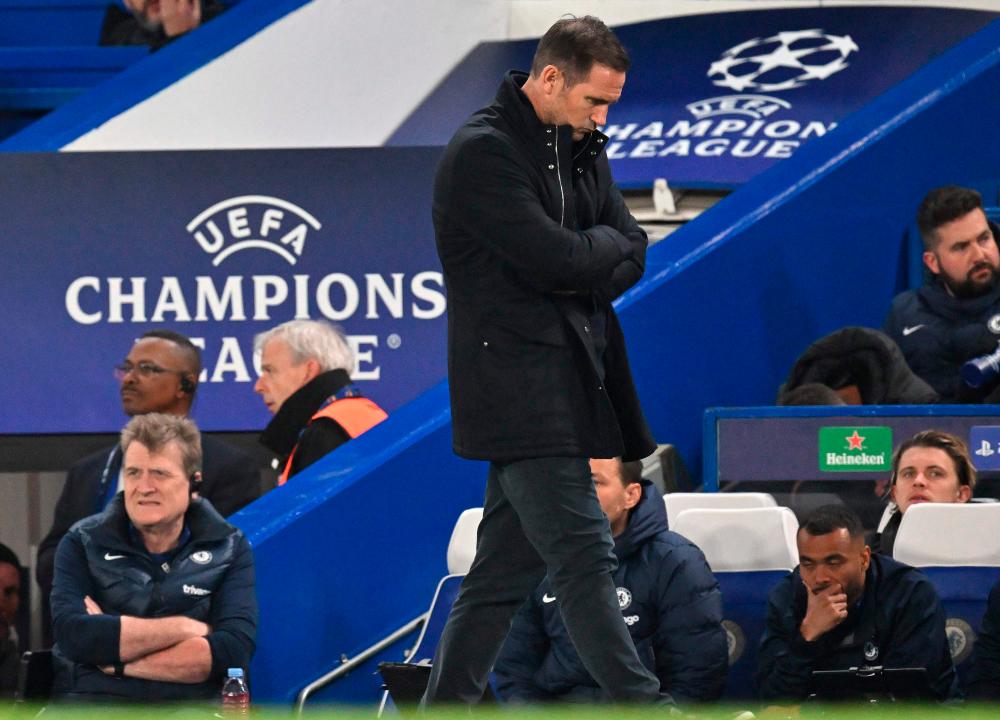 Lampard finds crumbs of comfort despite Chelsea's European exit