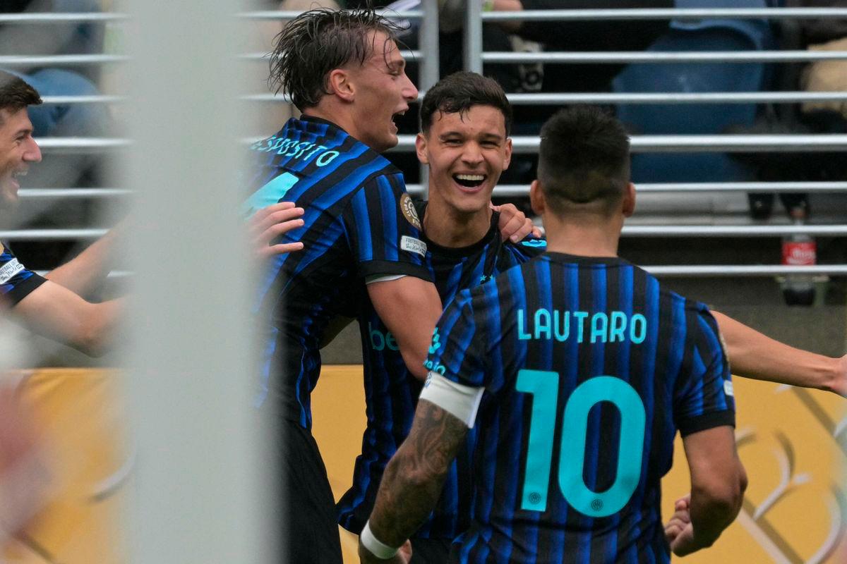 Inter Milan’s Italian defender Inter Milan’s Argentine forward #45 Valentin Carboni (C) on June 21, 2025-AFPpix