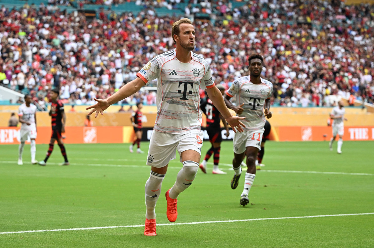 Bayern Munich’s English forward #09 Harry Kane celebrates after scoring his team’s second goal during the FIFA Club World Cup 2025 round of 16 football match between Brazil’s Flamengo and Germany’s Bayern Munich at the Hard Rock Stadium in Miami on June 29, 2025. - AFPA