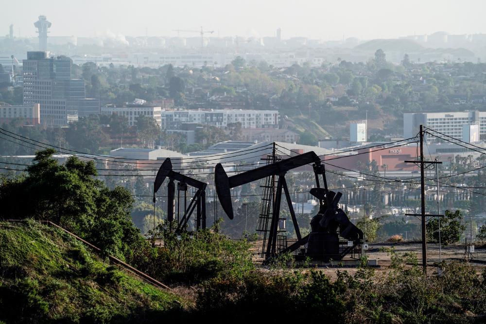 Active pumpjacks from oil wells are pictured at the Inglewood Oil Field, the largest urban oil field in the United States. – Reuterspic