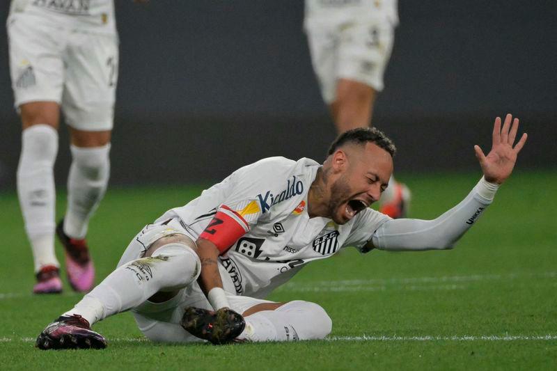 Santos’ forward #10 Neymar reacts during the Campeonato Paulista A1 football match between Corinthians and Santos at Arena Corinthians in Sao Paulo on Feb12, 2025. AFPpix