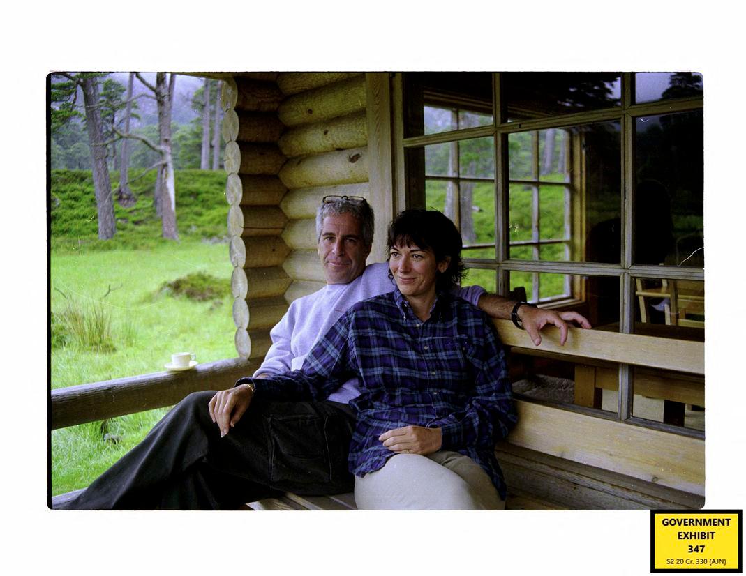 This undated trial evidence image obtained December 8, 2021, from the US District Court for the Southern District of New York shows British socialite Ghislaine Maxwell and US financier Jeffrey Epstein in Queen’s log cabin at Balmoral. - (Photo by Handout / US DISTRICT COURT FOR THE SOUTHERN DISTRICT OF NEW YORK / AFP)