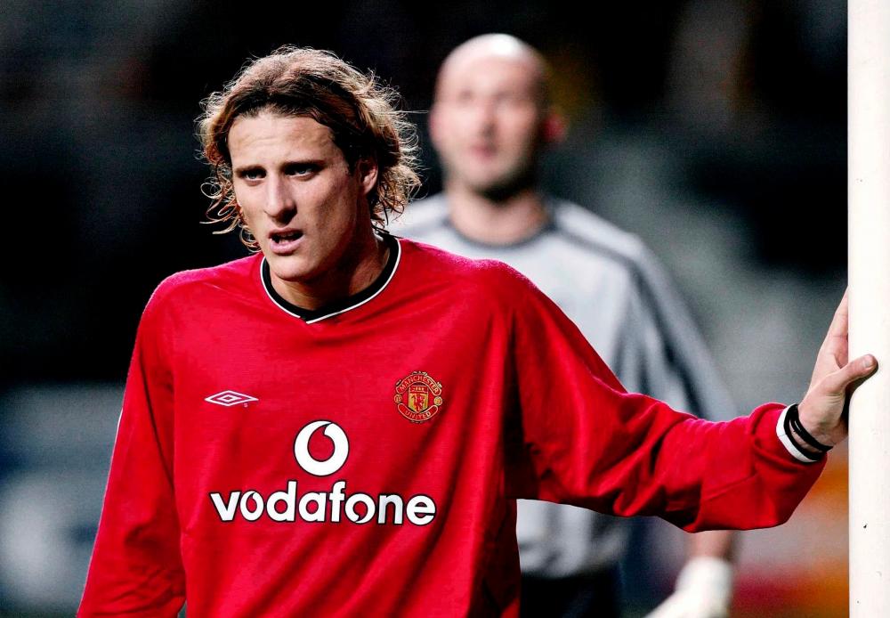 Diego Forlan to make comeback at 42