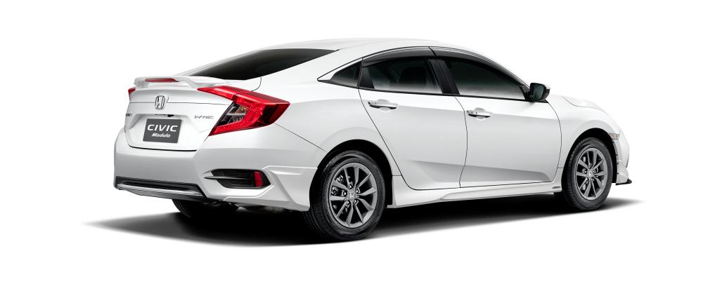 $!New Honda Accord, refreshed Civic launched