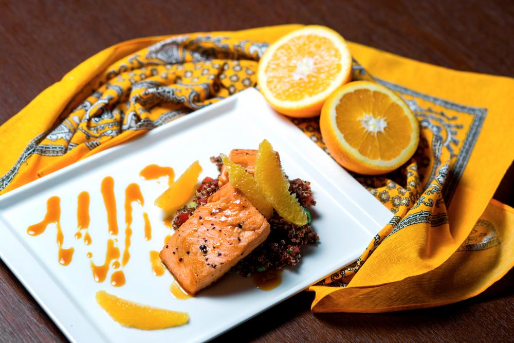 $!Salmon fillets paired with tangy orange glaze. – FREEPIKPIC