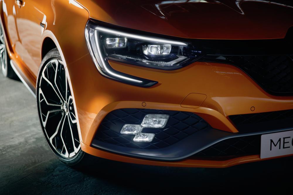 $!‘Pure performance’ all-new Renault Megane RS coming soon
