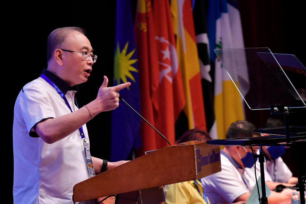 MCA president Datuk Seri Dr Wee Ka Siong delivering his speech during the 67th MCA general assembly at Wisma MCA on March 7- Bernama
