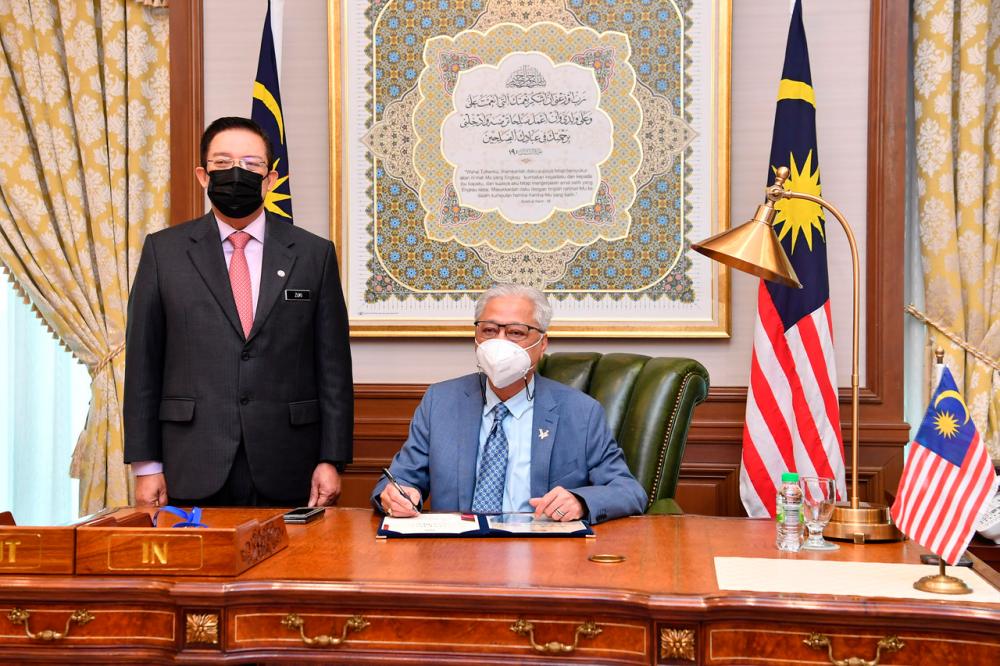 -Bernama