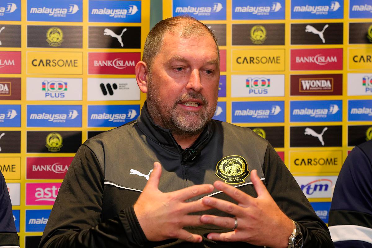 Harimau Malaya head coach, Peter Cklamovski. - BERNAMApix