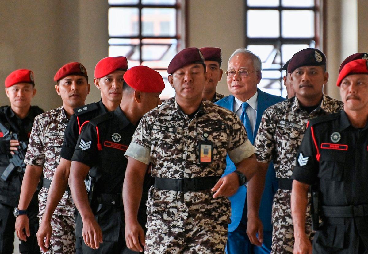 - fotoBERNAMA