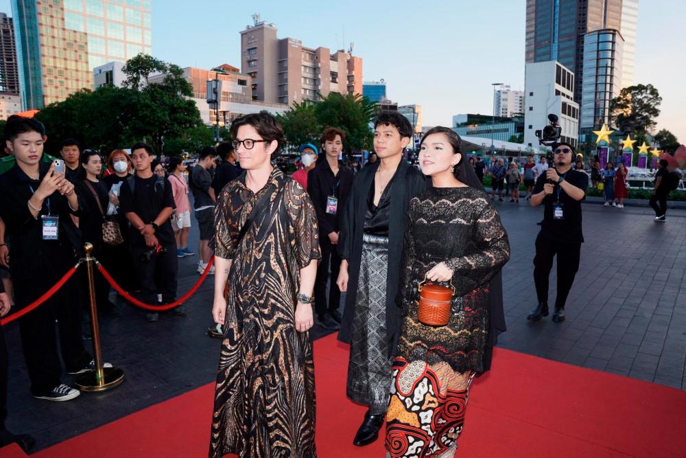 (From left) Yap, Firdaus and Mia attends HIFF for the world premiere of ‘Geng Kubur’.