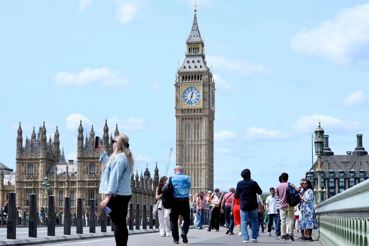 Gambar tujuan hiasan sahaja. United Kingdom. BERNAMApix