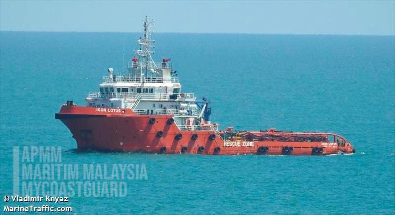 Pix taken from Agensi Penguatkuasaan Maritim Malaysia Facebook account.