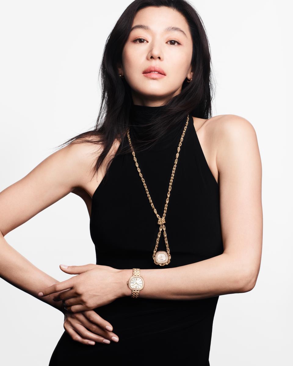 Jun is a South Korean actress and model.