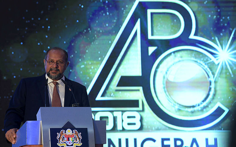 Politicians, others can take action against media if defamed, says Gobind