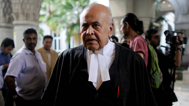 Sri Ram refutes Mohamed Apandi’s allegations in Najib’s case
