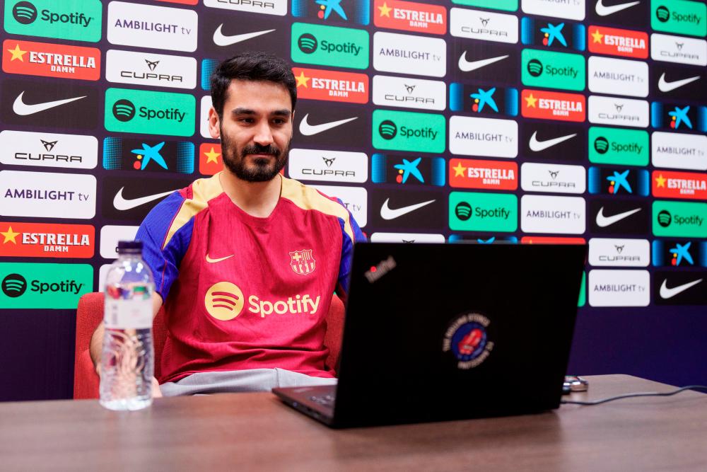 Barcelona’s Ilkay Gundogan interacting with journalist during a roundtable with APAC media on March 1. –BARCELONA FC