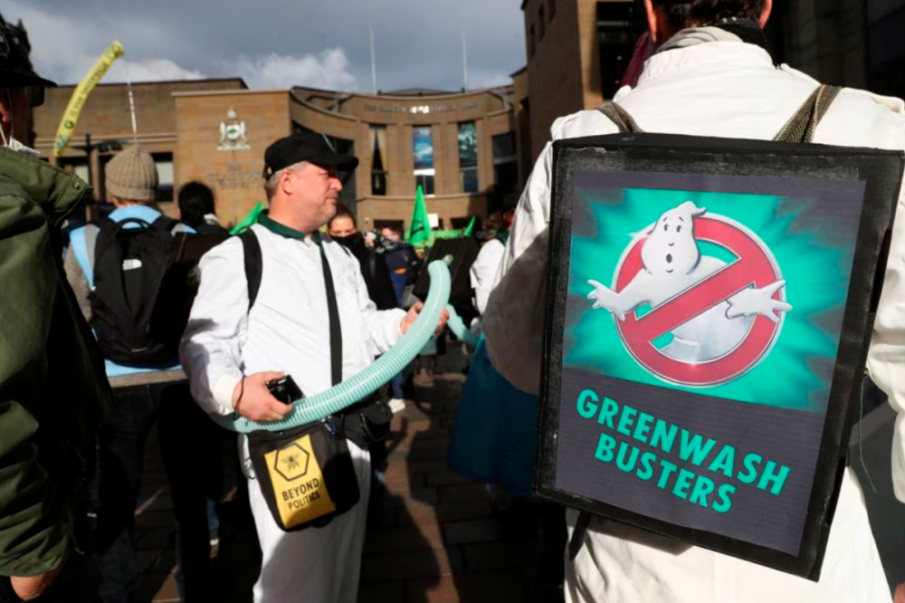 Demonstrators protest during the UN Climate Change Conference (COP26) in Glasgow, Scotland, Britain, November 3, 2021. REUTERSPIX