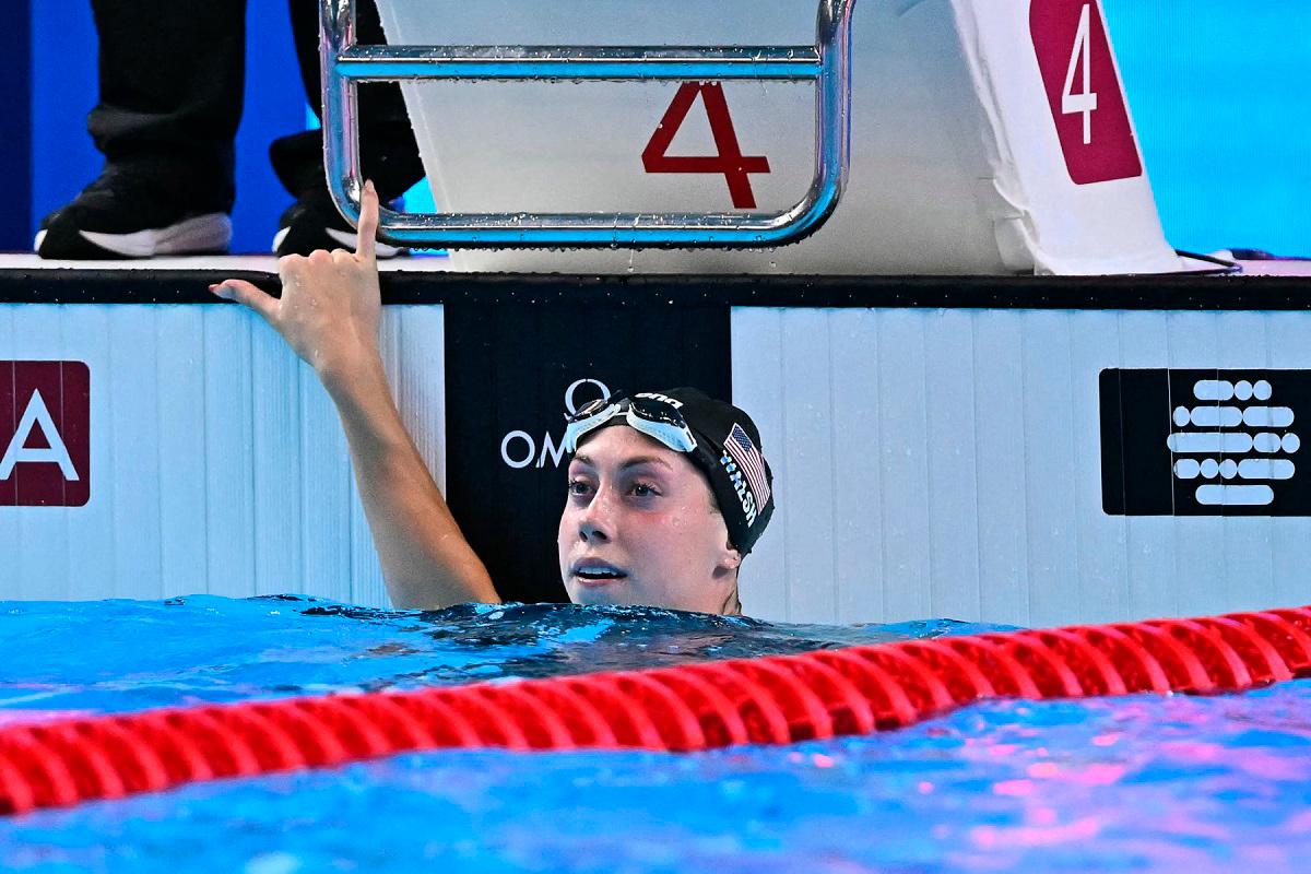US' swimmer Gretchen Walsh. - MANAN VATSYAYANA / AFP