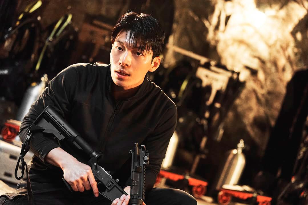 Wi returns as the rogue detective, but his underwhelming arc disappoints. – PIC BY NETFLIX $!Wi returns as the rogue detective, but his underwhelming arc disappoints. – PIC BY NETFLIX