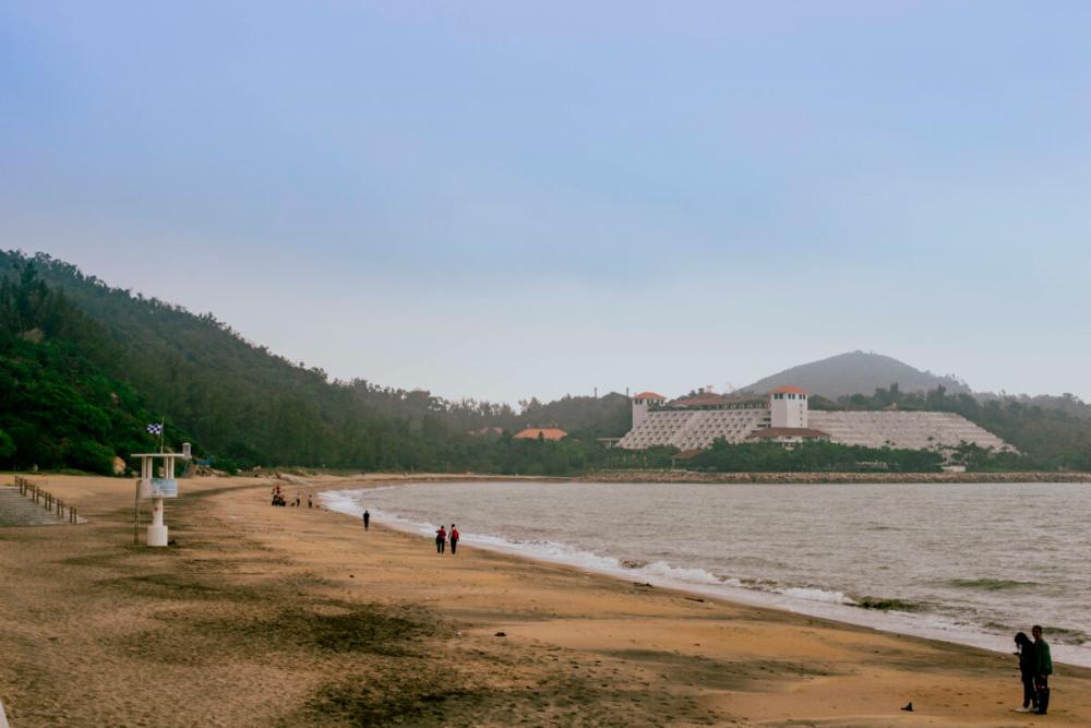 Has Sa Beach, which translates into “Black Sand” beach, is located in the eastern side of Coloane Island and one of Macau’s two natural beaches (alongside Cheoc Van Beach). Credit: Website/Macau Lifestyle