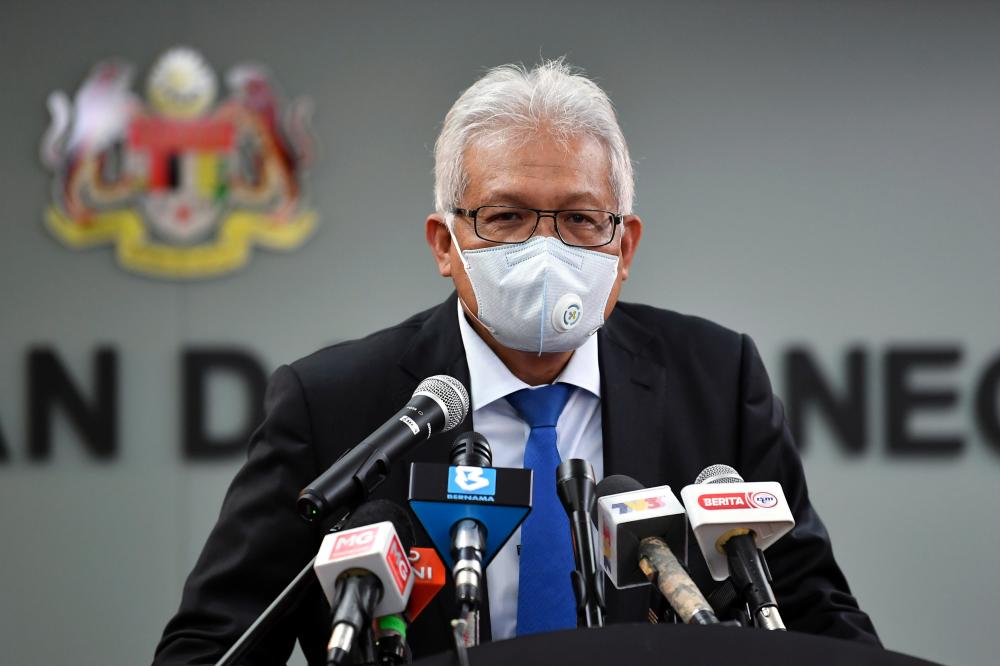 Home Minister Datuk Seri Hamzah Zainudin. — Bernama