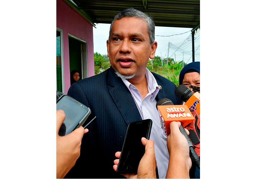 Hanipa defends dinner dance custom of lawyers