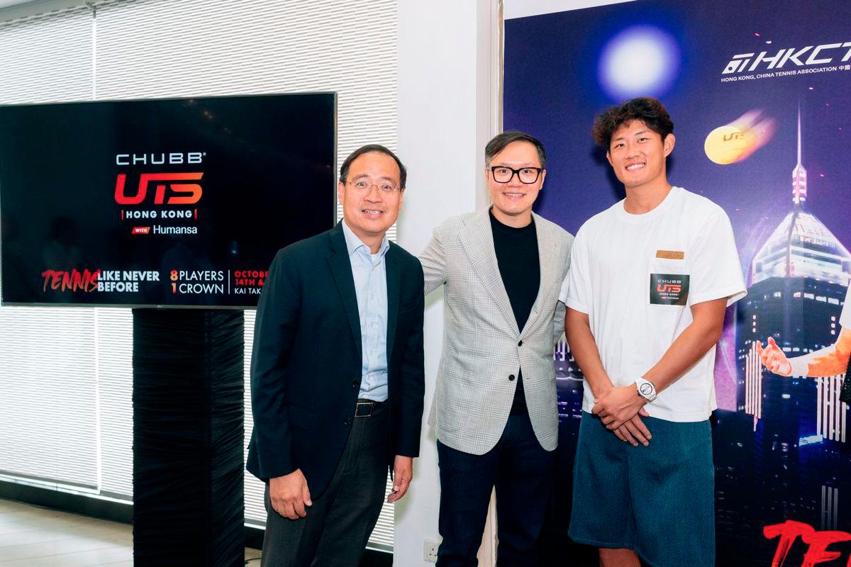 From left to right: Mr. Michael Cheng, President of the HKCTA, Don So, CEO of Humansa, Chinese star Mr. Zhang Zhizhen