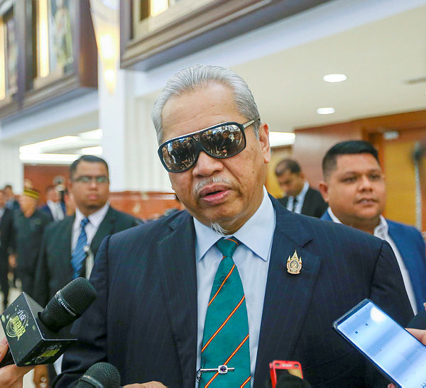 Filepix taken on July 3 shows Umno secretary general Tan Sri Annuar Musa at Parliament. — BBXpress