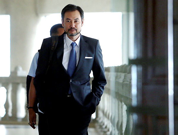 Datuk Shahrol Azral Ibrahim Halmi, 49, the ninth witness for the prosecution and former chief executive officer 1MDB at the Kuala Lumpur High Court today. — BBXpress