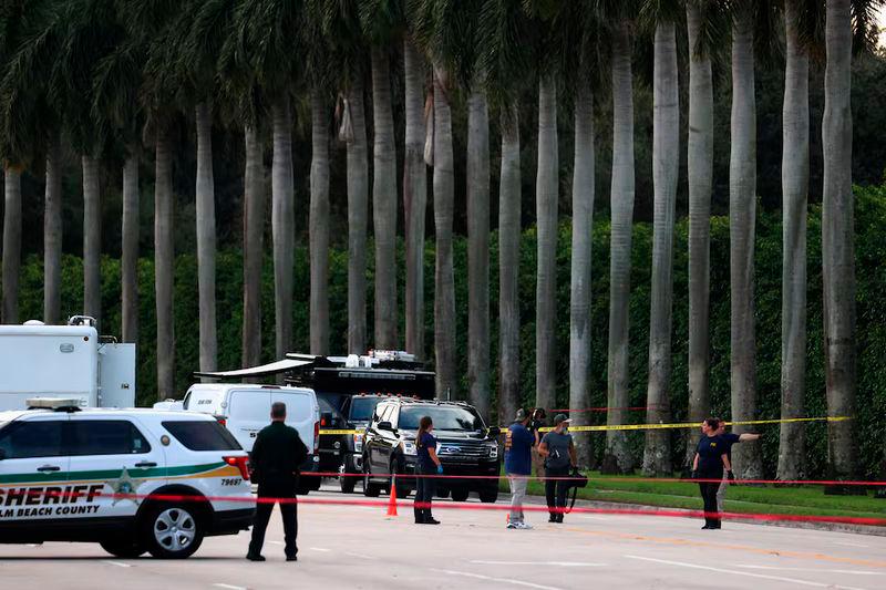 Outside Trump International Golf Course, West Palm Beach - REUTERSpix