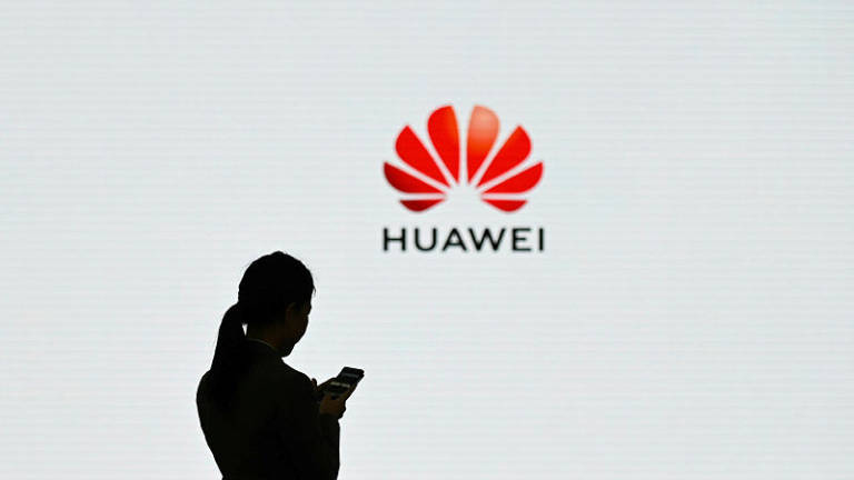 Pompeo to Britain: Look again at Huawei 5G decision