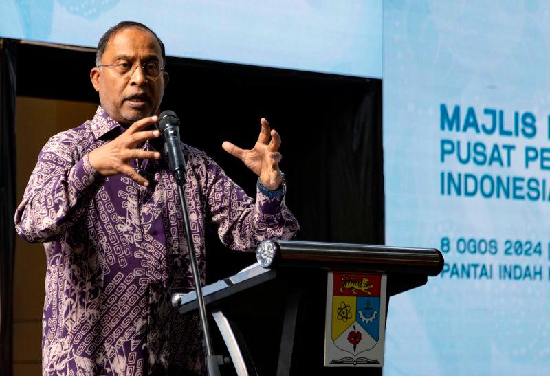 Higher Education Minister Datuk Seri Dr Zambry Abd Kadir - BERNAMApix