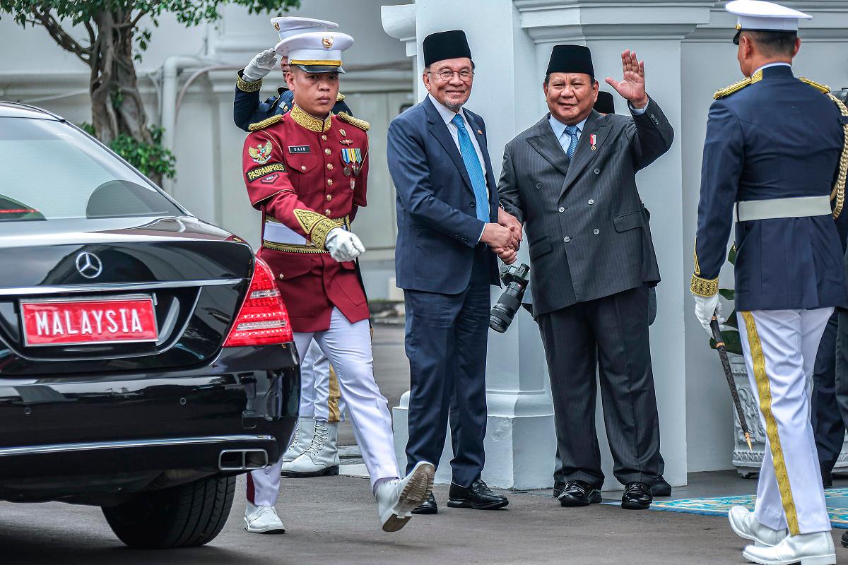 - fotoBERNAMA