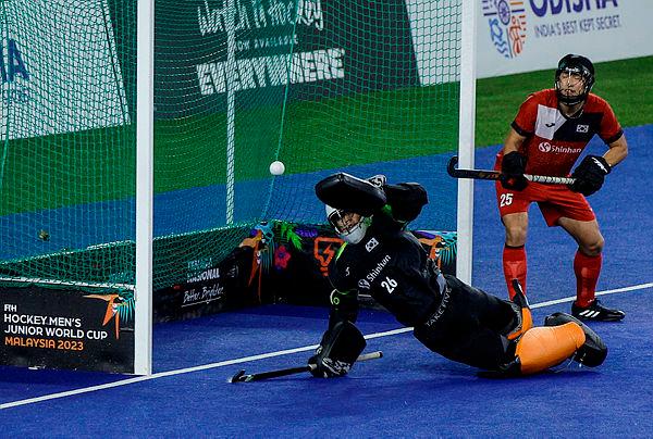 New Zealand defeated South Korea with scores 3-2–Bernamapix