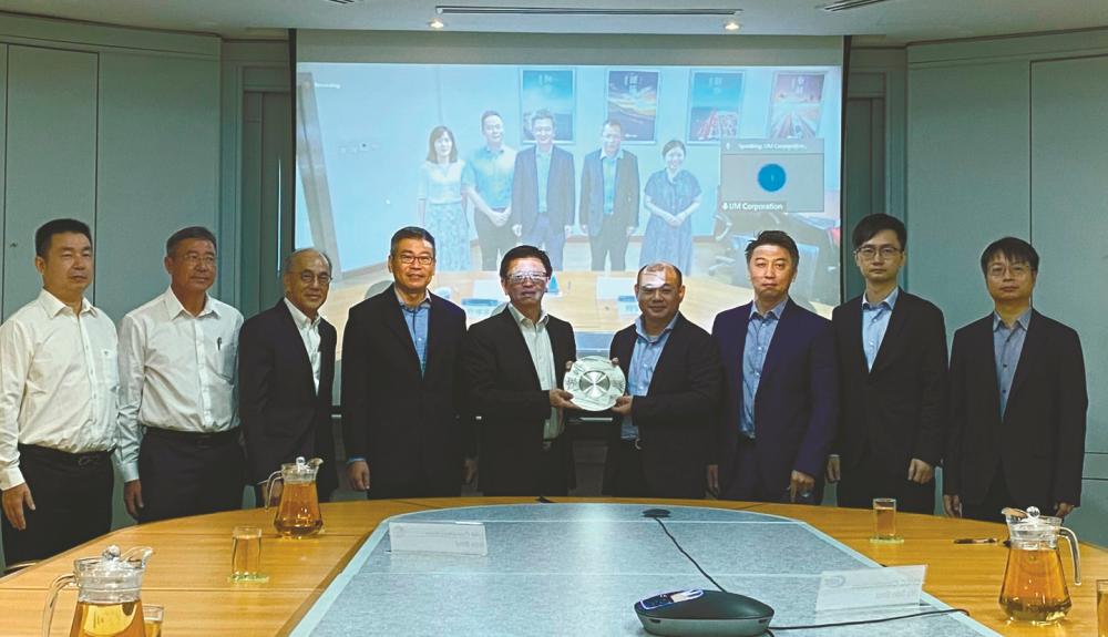 IJM marked another milestone with the signing of the Malaysia-China Kuantan International Logistics Park joint venture and collaboration agreements via live video conference with CHEC and its counterparts in China.